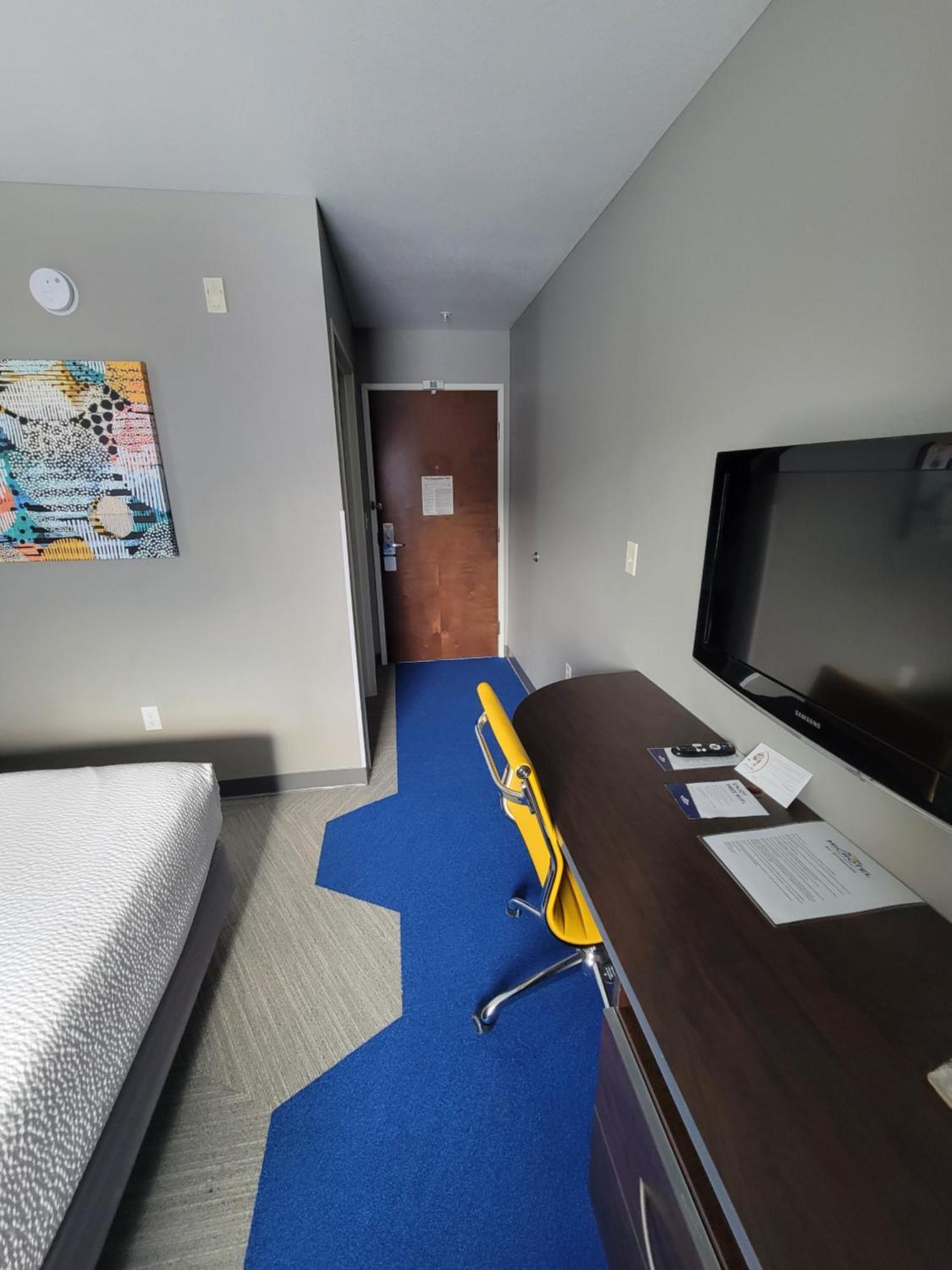 Microtel Inn & Suites By Wyndham Bluffs Каунсъл Блъфс Екстериор снимка