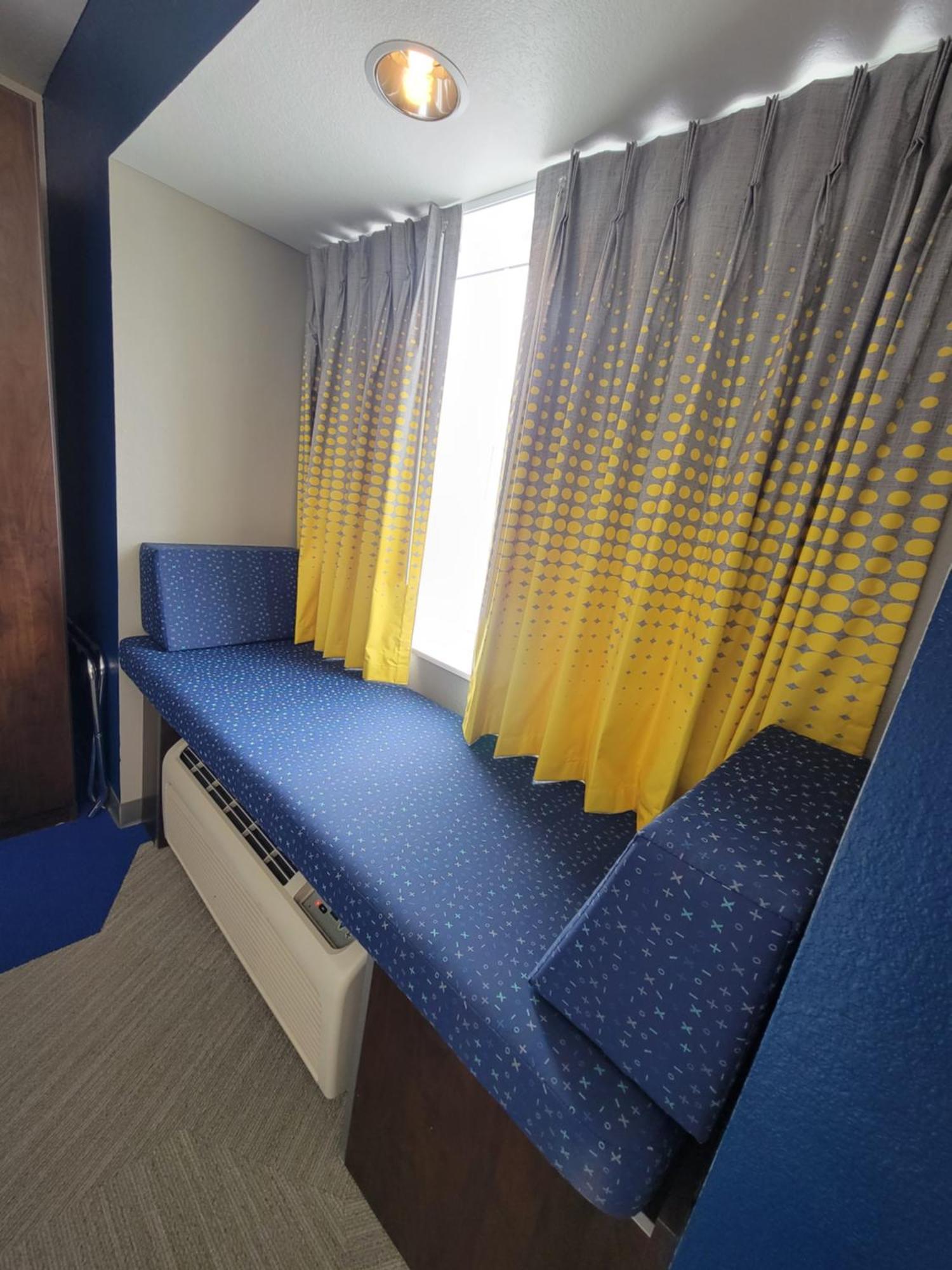 Microtel Inn & Suites By Wyndham Bluffs Каунсъл Блъфс Екстериор снимка